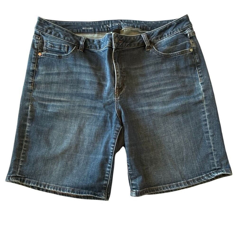 Lane Bryant Mid Rise Zip Fly Stretch Bermuda Denim Jean Shorts Blue Size 18